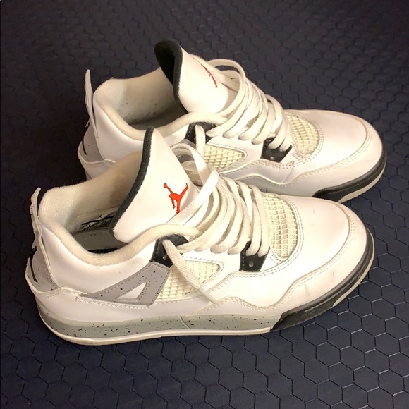 Retro Jordan 4 “Cement” - Picture 2 of 3